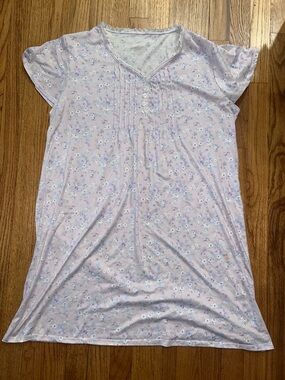Lavender Floral Nightdress size Large